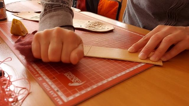Рыкарь ТВ #2 Подмастерье кожевенника.mp4