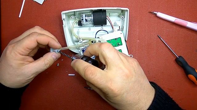 Ремонт коннектора тонометра AND UA 777. Не накачивает манжет. Не работает.