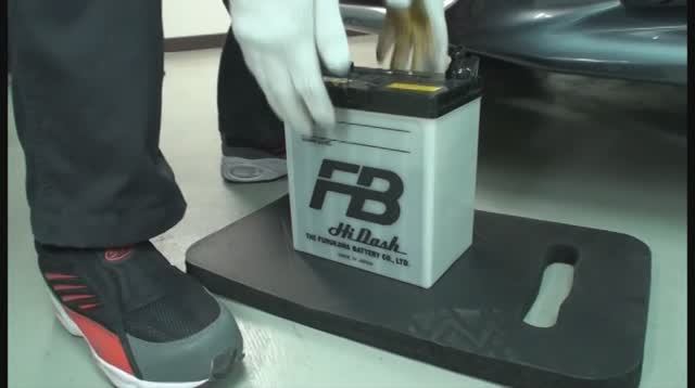 1.23 Замена аккумулятора смотреть онлайн