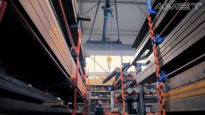 Консольные стеллажи с выдвижными полками для работы с кран-балкой