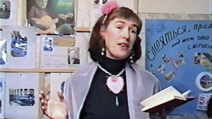 "Заключенная в танго" (запись 1998 г.). Поют Людмила Титова и Лидия Васильева (дуэт "ЛЮ-ЛИ").