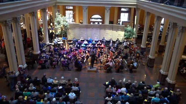 Johann Strauss - Tales from the Vienna Woods Waltz смотреть онлайн