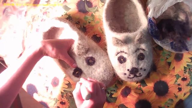 ТАПОЧКИ ИЗ СОБАЧЬЕЙ ШЕРСТИ. Валяние, 2 ЧАСТЬ. смотреть онлайн