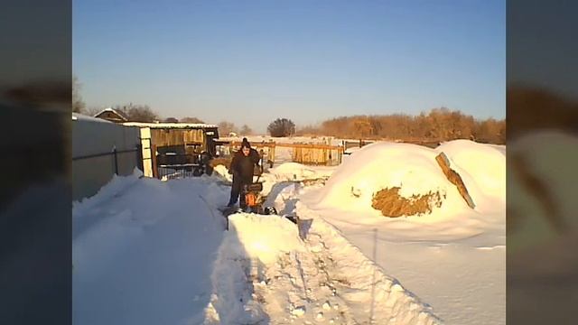 Бензиновый мотоблок Карвер МТ 650 с отвалом. смотреть онлайн