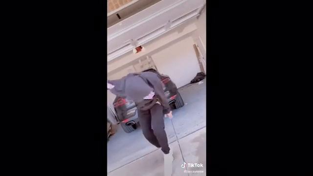 aww look at him tremble (tiktok trend 2019-2020) смотреть онлайн