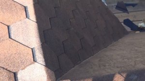 Крыша мансарда, вентилируемый конек