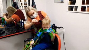 Боится стричься. Как подстричь ребенка