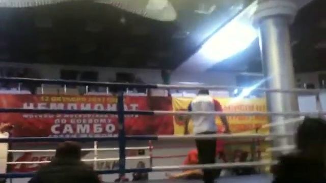 Дамир Игамбердыев на чемпионате Москвы по боевому самбо смотреть онлайн