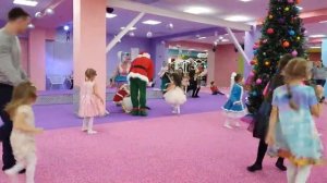 ЛОЛ Новый год? Гринч vs Дед мороз?