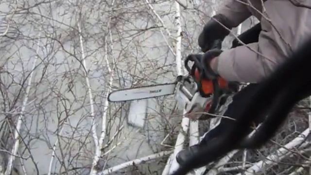 делаем лунку на льду Бензопила stihl ms 180 смотреть онлайн