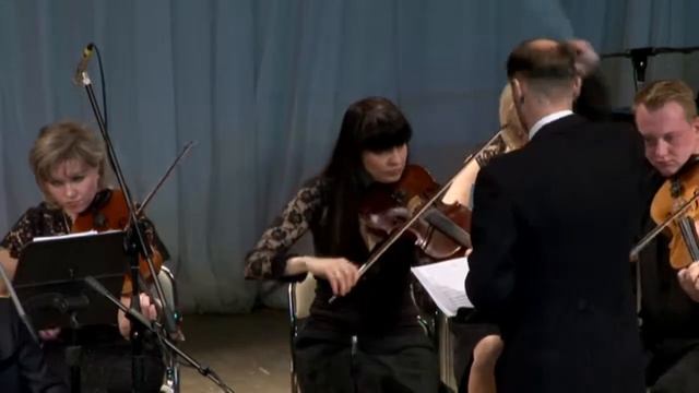 Александр Митенев и Камерный оркестр Костромской филармонии (дирижер Алексей Мельков) смотреть онлайн