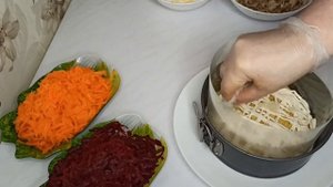 салат ИВАСИ под шубой/вкусный слоёный салат