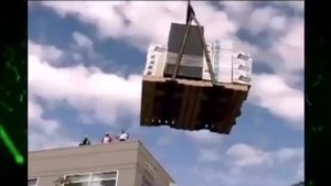 Грузчик грузчик парень работящий..mp4