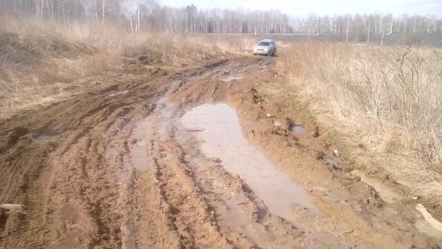 крузер 100 на просёлке (назад) смотреть онлайн