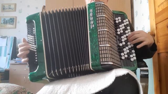 Баян "ДЕБЮТ" смотреть онлайн