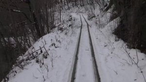 Умирающий край / Как выживают отшельники в посёлках Кавказа без дорог, связи и благ цивилизации