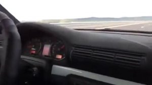 БМВ М5 против АУДИ РС