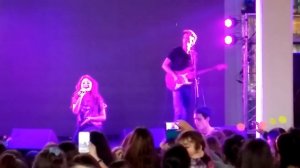 Karol Sevilla,  Corre corazón en vivo en Hsbc