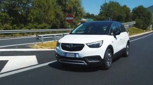 2019 Opel Crossland X (Italy)