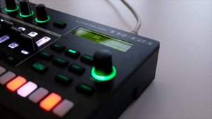 Roland TR6s Ambient Random Pattern Generator Jam.