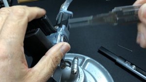 New Hu66 kwik decoder vs. Lishi Hu66 v3  tips & tricks (Audi A4 lock)