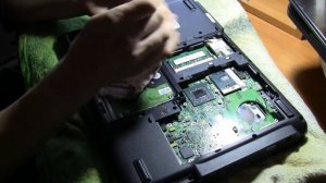 Как почистить ноутбук от пыли и замена термопасты acer extensa 5220
