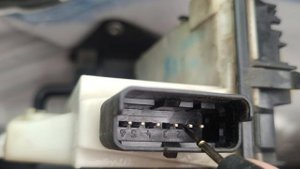 Контакты замка Citroen C4 B7