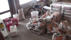 Материалы для оштукатуривания газобетонных блоков, Ceresit CT 24, адгезионная добавка CC 81