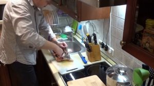 Как разделать и почистить ТРЕСКУ. БЫСТРО и ЛЕГКО [spasibozarybu.ru]