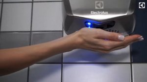 Обзор высокоскорстной рукосушки Electrolux EHDA/BH-800