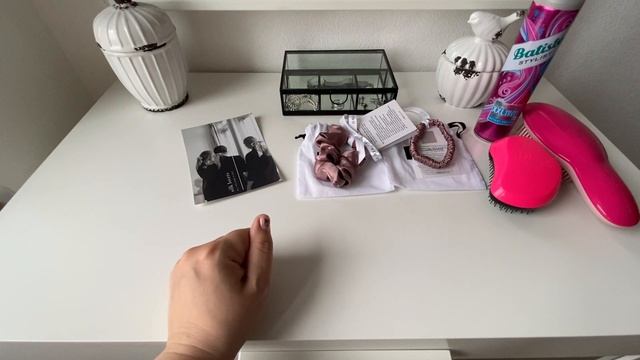 Шелковые резинки для волос❤️ Мои секреты красивых волос. #wetbrush #tangleteezer #kerastase #hair смотреть онлайн