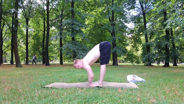 "Calisthenics Yoga" Утренний комплекс для начинающих смотреть онлайн