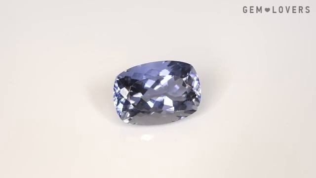Иолит 615 карат