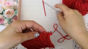 Рельефный узор "Сердечки". Вяжем спицами. Видео урок.