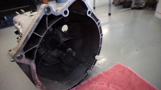 Royal Purple Synchromax oil change in a BMW ZF transmission - Performance transmission fluid review смотреть онлайн