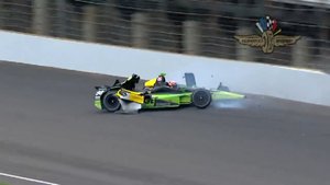 Авария на легендарной Indy 500 2014