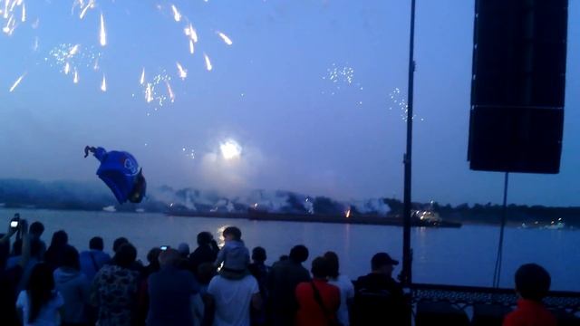 Фейерверк "Зима" День города Ярославль смотреть онлайн