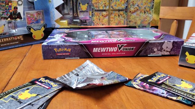 Lance's Charizard Celebrations Box * Pokemon TCG 216 смотреть онлайн