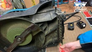 Влог: Разбираю газонокосилку Makita DLM431