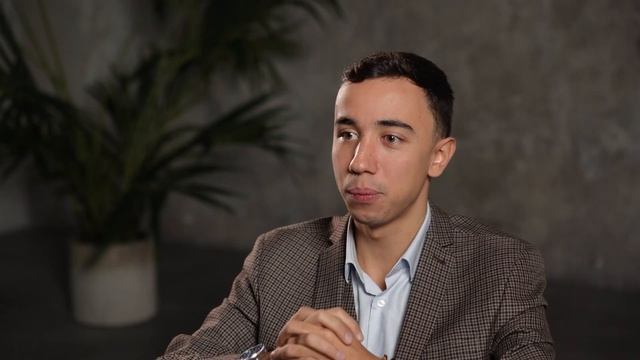 С такими риелторами вы РИСКУЕТЕ своим бюджетом! / Главные признаки ПЛОХОГО риелтора