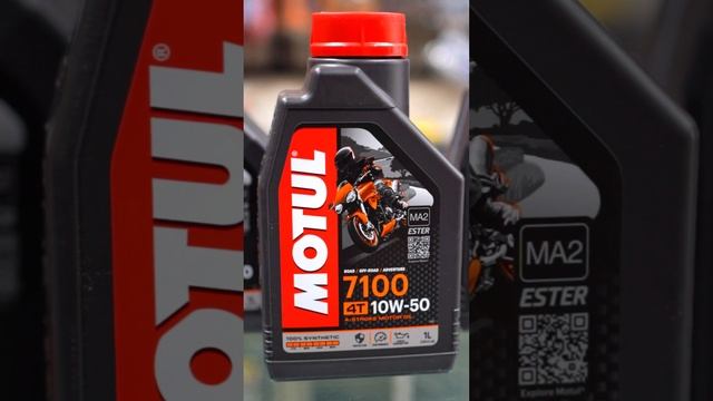 Oli Motul 7100 10W 50