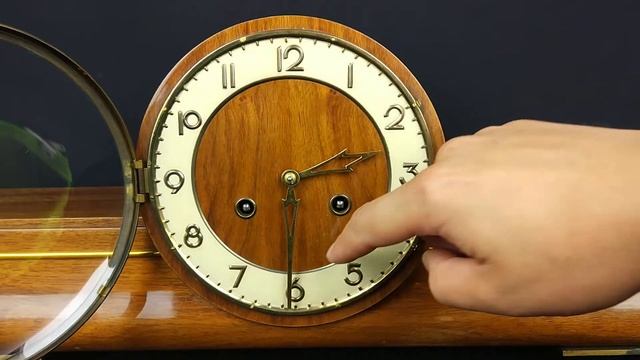 Каминные часы. Германия. смотреть онлайн