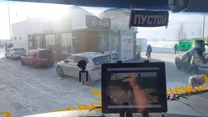БУКСУЮ в гору / не подняться без троса #дальнобойпороссии