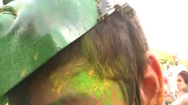 Второй Фестиваль Красок Холли Урааааааааа!!!Привет Индия) смотреть онлайн