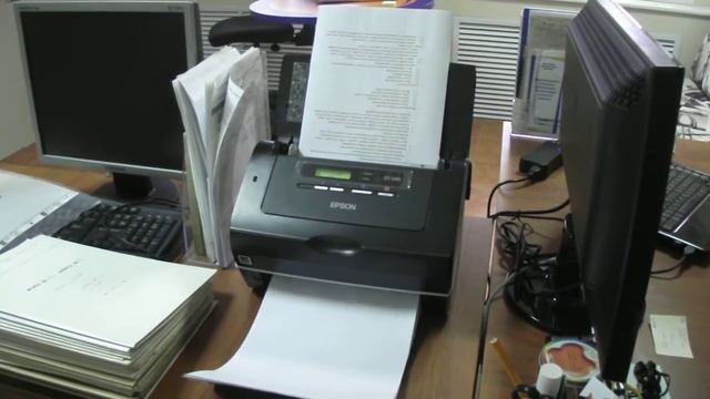 Сканер Epson GT-S85 в действии. 300 dpi смотреть онлайн