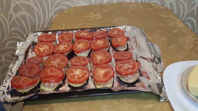БАКЛАЖАНЫ с ФАРШЕМ и СЫРОМ! ОБАЛДЕННАЯ ЗАКУСКА!!! смотреть онлайн