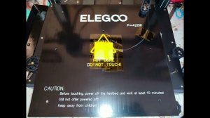 Установил на 3D-принтер ELEGOO NEPTUNE 3 PLUS утеплитель стола.