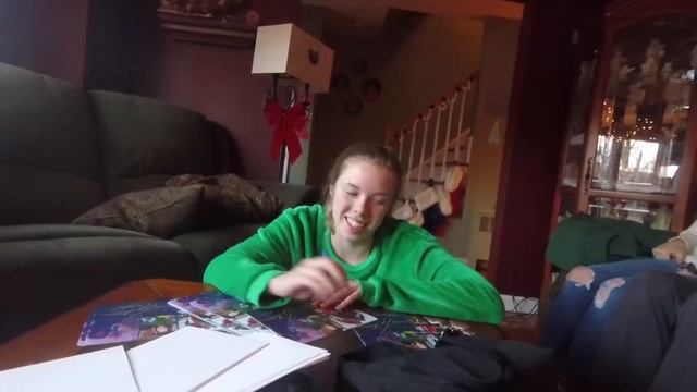 The 12 Pains of Christmas смотреть онлайн