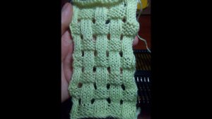 Узор шахматка на вязальной машине.