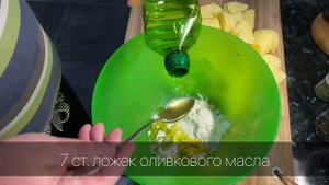 Баклажаны с сыром и картошка, запечённые в духовке